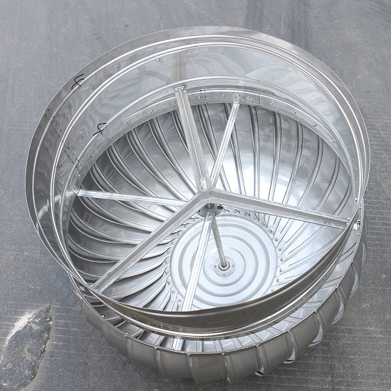 車間水簾風(fēng)扇負(fù)壓風(fēng)機(jī)+降溫水簾通風(fēng)降溫系統(tǒng)、環(huán)保空調(diào)降溫(廠房常用方法)不管是負(fù)壓風(fēng)機(jī)+降溫水簾通風(fēng)降溫系統(tǒng)，或者是環(huán)?？照{(diào)，這兩種方式都是采用水蒸發(fā)式制冷的原理運(yùn)行。這兩類產(chǎn)品的特點(diǎn)是運(yùn)行費(fèi)用低，只需要空調(diào)的1/8，投資少，購買成本只需要空調(diào)的四分之一，同時(shí)安裝簡便，工廠的員工就可以自己進(jìn)行維護(hù)，為關(guān)鍵的是使用效果好。